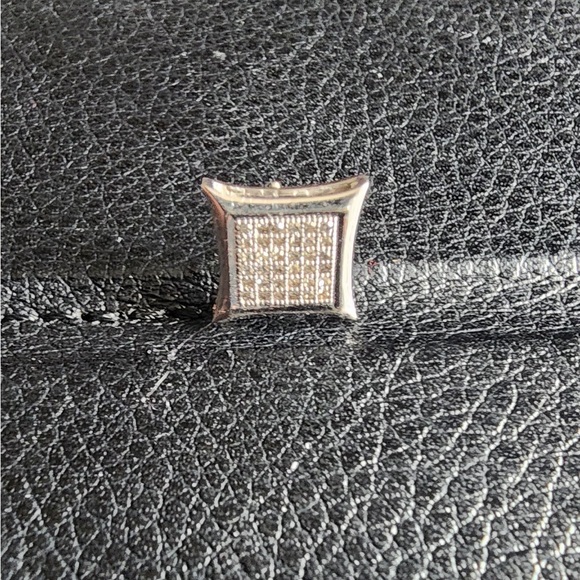 10k Gold Diamond Princess Cut stud